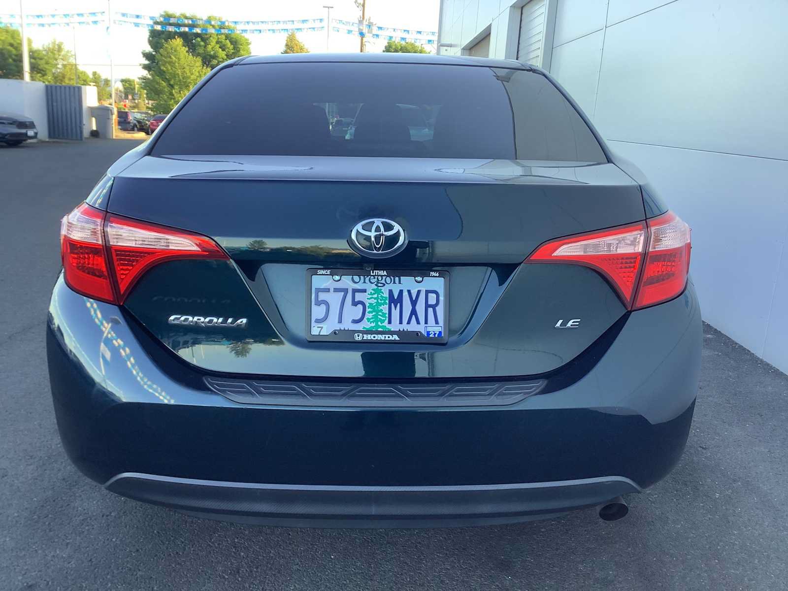 Used 2018 Toyota Corolla LE FWD image 5