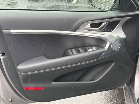 New 2026 Genesis G70 2.5T Prestige image 10