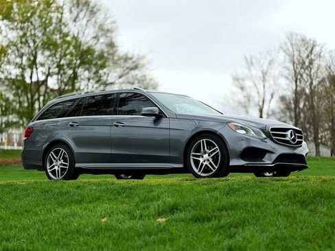 Used 2016 Mercedes-Benz E 350 4MATIC Wagon image 58
