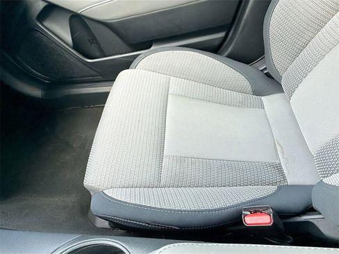 Used 2024 Subaru Outback Premium image 17