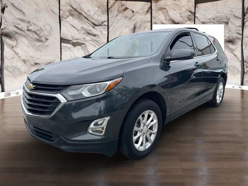 Used 2020 Chevrolet Equinox LT AWD/4WD image 2