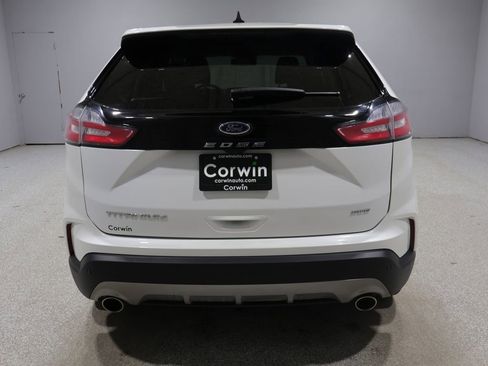 Used 2024 Ford Edge Titanium w/ Equipment Group 301A image 3