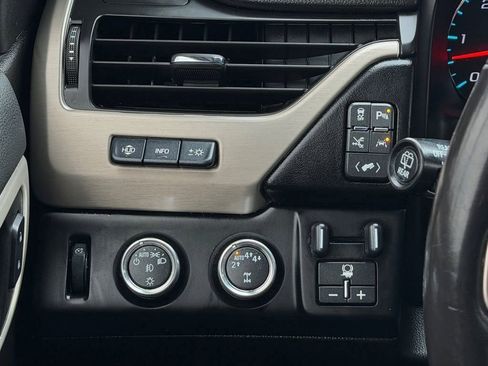 Used 2018 GMC Yukon XL Denali w/ Denali Ultimate Package image 20