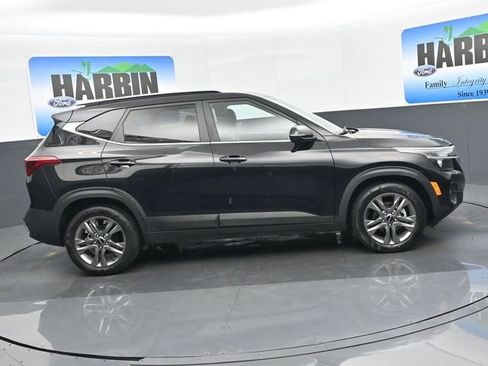 Used 2023 Kia Seltos S w/ Navigation Package image 7