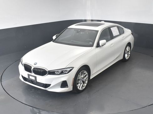 Used 2025 BMW 330i xDrive Sedan image 18