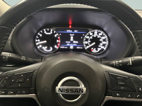 Used 2021 Nissan Sentra SV image 25