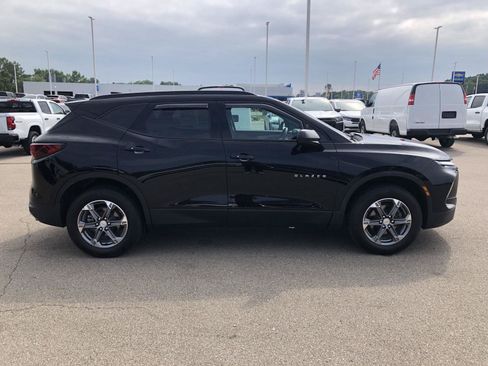 Used 2024 Chevrolet Blazer LT w/ Convenience Package AWD/4WD image 9