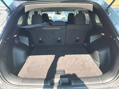 Used 2020 Jeep Cherokee Latitude FWD image 15