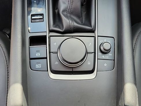 Used 2023 MAZDA MAZDA3 s FWD image 24