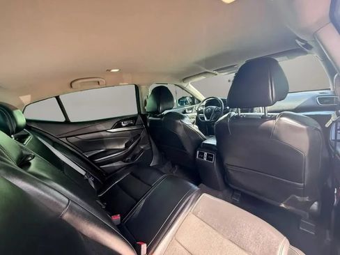 Used 2020 Nissan Maxima 3.5 SV w/ Floor Mat Group FWD image 12