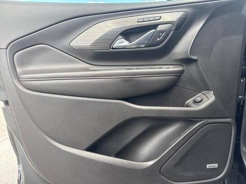 Used 2019 GMC Terrain SLT w/ Preferred Package image 43