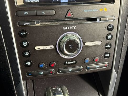 Used 2016 Ford Explorer Sport w/ Equipment Group 401A AWD/4WD image 35