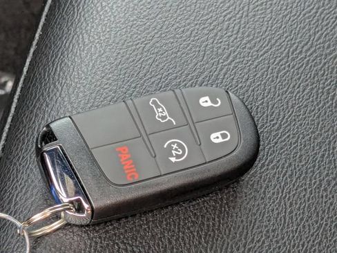 New 2026 Jeep Compass Limited AWD/4WD image 31