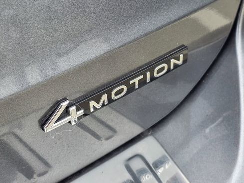 Used 2022 Volkswagen Taos SEL AWD/4WD image 9