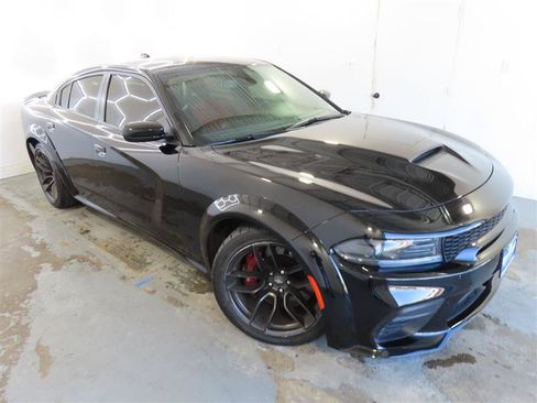 Used 2022 Dodge Charger Scat Pack RWD image 5