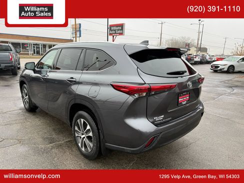 Used 2020 Toyota Highlander XLE image 6