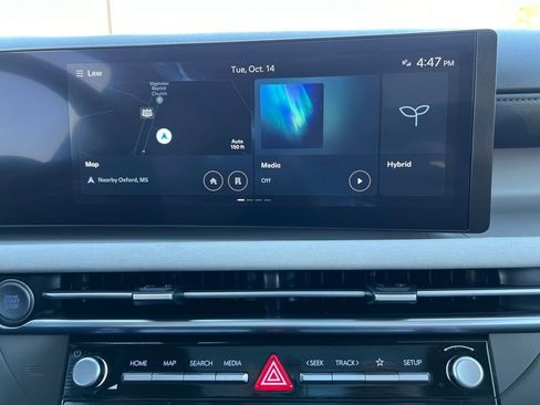 Used 2025 Hyundai Tucson Limited image 22