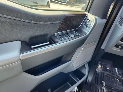 Used 2021 Ford F150 Lariat w/ Equipment Group 502A High image 12