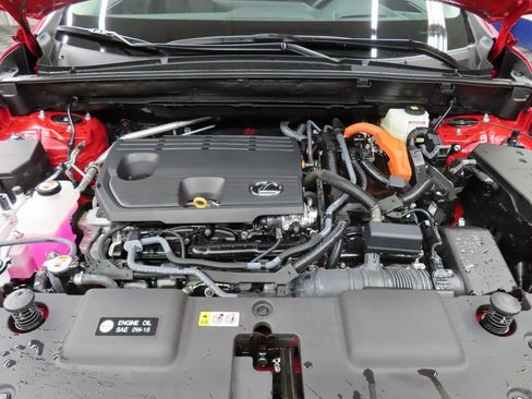 Used 2025 Lexus NX 300h AWD w/ Luxury Package image 28