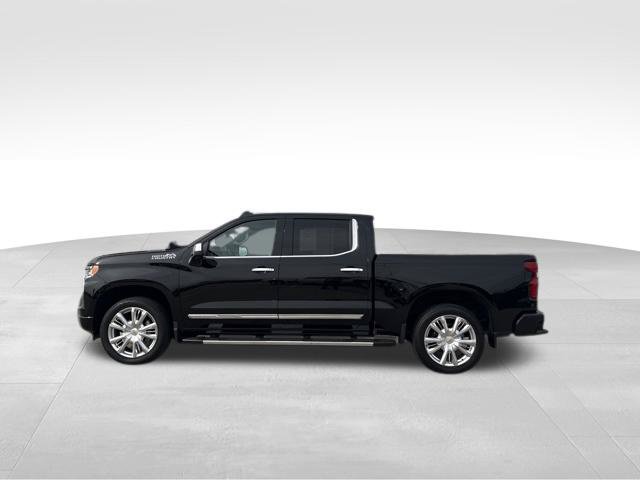 Used 2026 Chevrolet Silverado 1500 High Country w/ High Country Premium Package AWD/4WD image 4