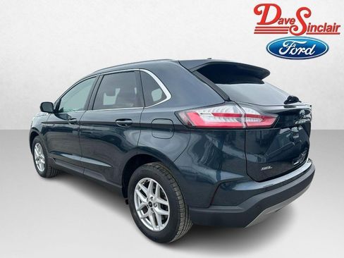 Used 2024 Ford Edge SEL w/ Convenience Package image 9