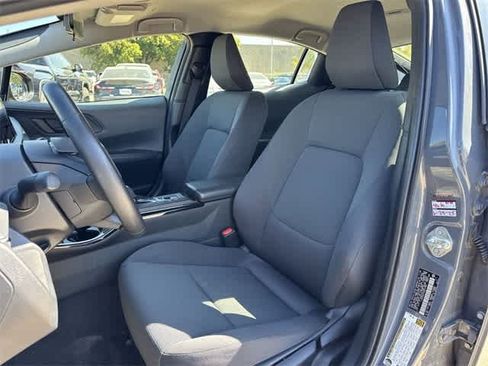 Used 2024 Toyota Prius LE image 12