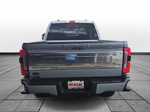 Used 2024 Ford F250 Platinum w/ FX4 Off-Road Package image 5