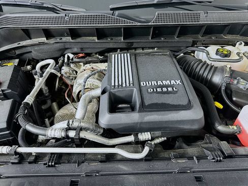 Used 2024 Chevrolet Silverado 1500 RST w/ Max Trailering Package AWD/4WD image 9