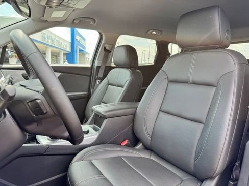 Used 2024 Chevrolet Blazer LT w/ Midnight/Sport Edition FWD image 12