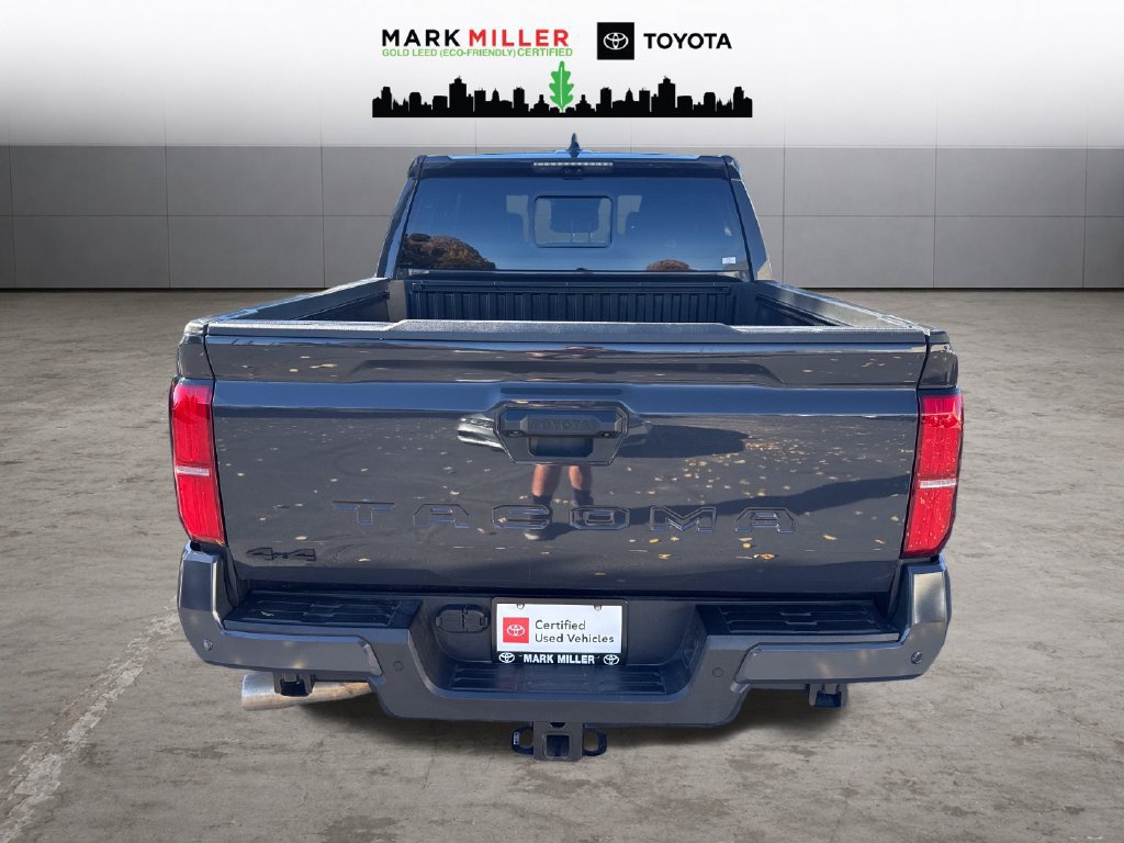 Certified 2025 Toyota Tacoma TRD Sport w/ TRD Sport Premium Package AWD/4WD image 4