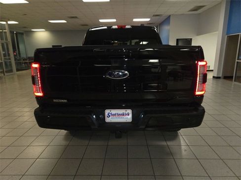 Used 2021 Ford F150 Lariat image 7