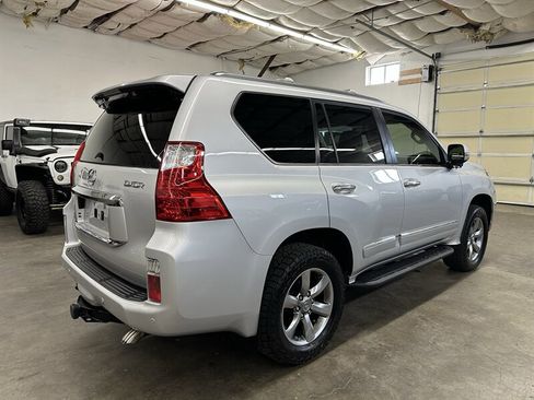 Used 2012 Lexus GX 460 Premium AWD/4WD image 3