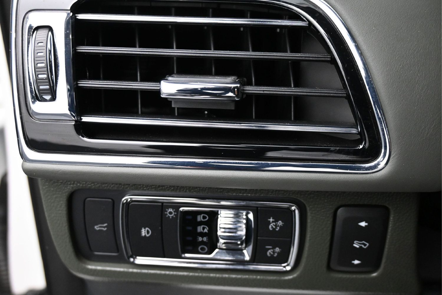 Used 2022 Lincoln Navigator Black Label AWD/4WD image 30