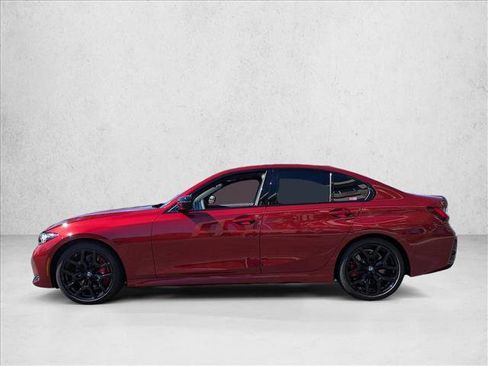 Used 2026 BMW 330i Sedan w/ M Sport Package RWD image 2