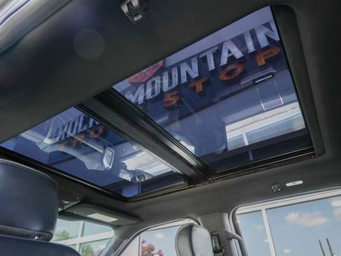 Used 2018 Ford F250 Platinum w/ Platinum Ultimate Package AWD/4WD image 45