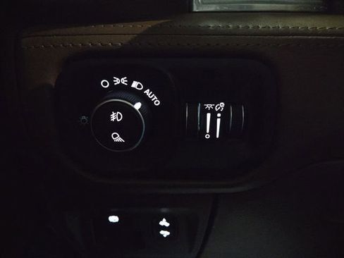 Used 2021 RAM 1500 Limited image 27