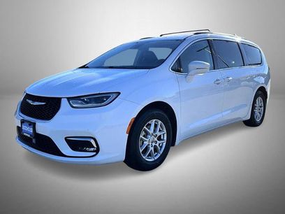 Used 2022 Chrysler Pacifica Touring-L