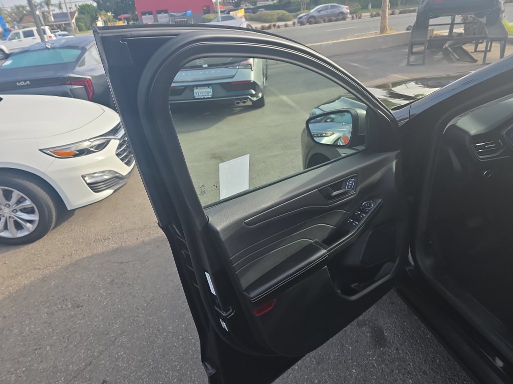 Used 2024 Ford Escape Active FWD image 10