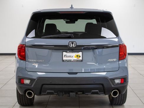 Used 2024 Honda Passport EX-L image 5