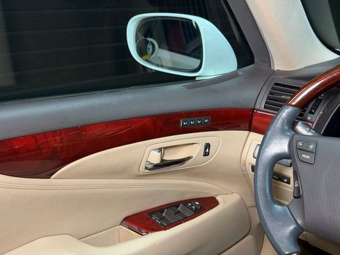 Used 2009 Lexus LS 460 AWD image 27