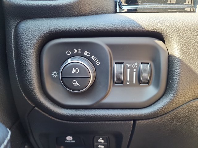 Used 2026 RAM 1500 Laramie w/ Night Edition AWD/4WD image 23