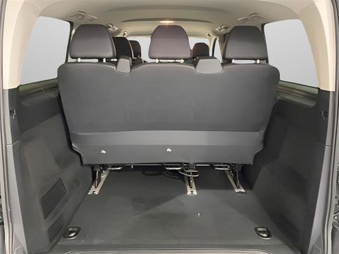 Used 2019 Mercedes-Benz Metris Passenger image 15