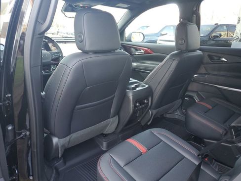 New 2026 Chevrolet Traverse RS w/ LPO, Floor Liner Package image 17