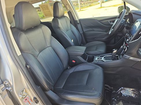 Used 2019 Subaru Forester Touring w/ Popular Package #3 image 10