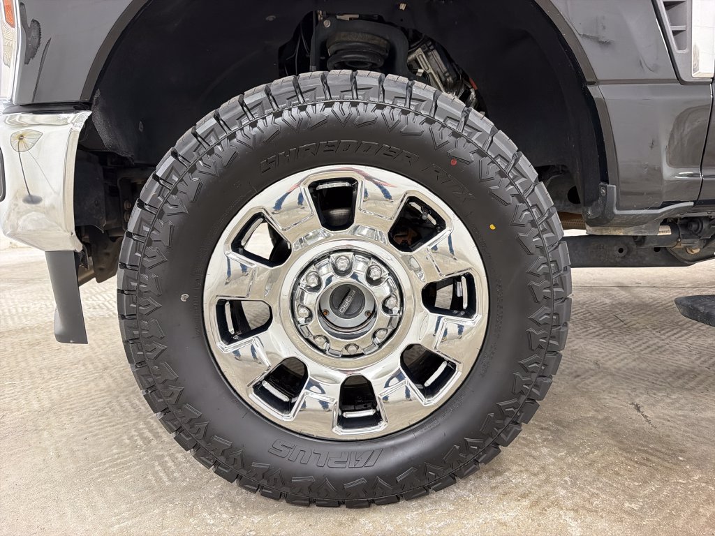 Used 2025 Ford F250 King Ranch w/ Chrome Package AWD/4WD image 13