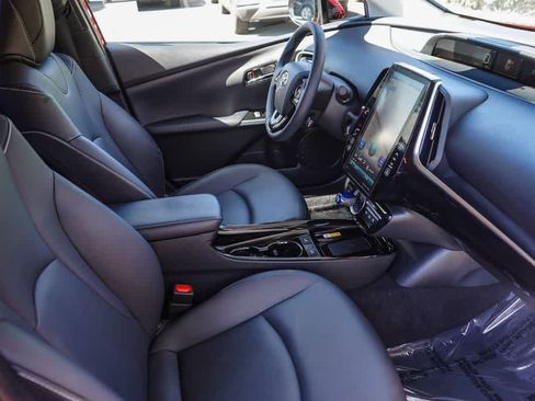 Used 2020 Toyota Prius Prime XLE FWD image 15