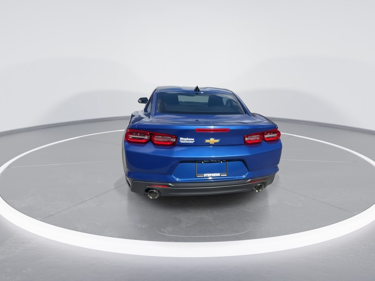 Used 2023 Chevrolet Camaro LT RWD image 16
