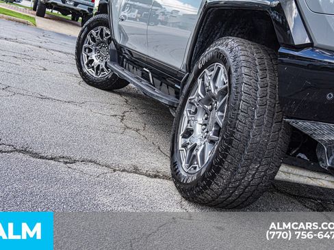 Used 2024 GMC Hummer EV 3X AWD/4WD image 14