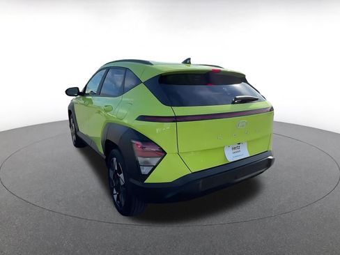 Used 2025 Hyundai Kona SEL image 11