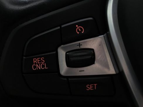 Used 2018 BMW X3 M40i image 22